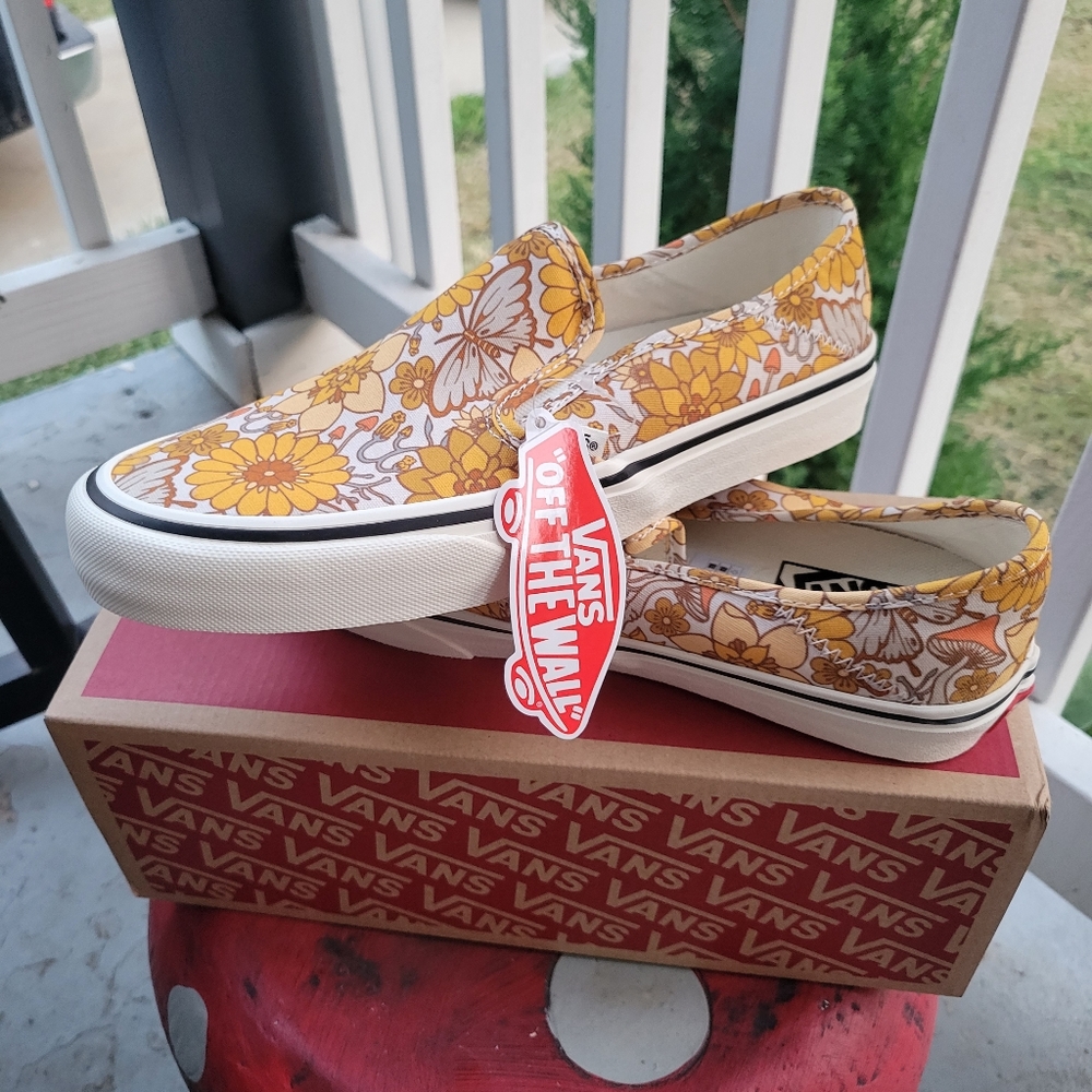 Vans Trippy floral slip ons